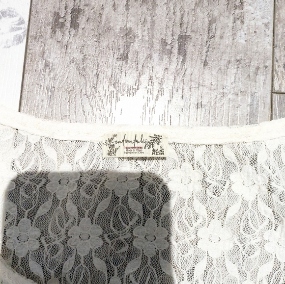 Free People Intimately Keep It Simple Lace Top/Tee in ivory size xs - Picture 5 of 6